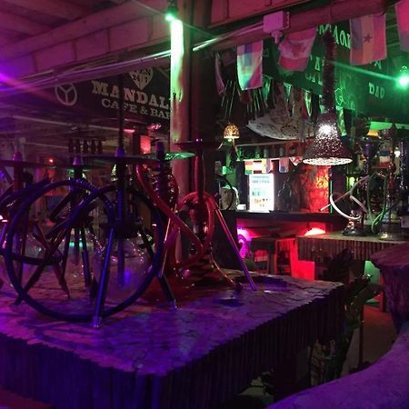 Tiki Bar Hostel エッラ エクステリア 写真