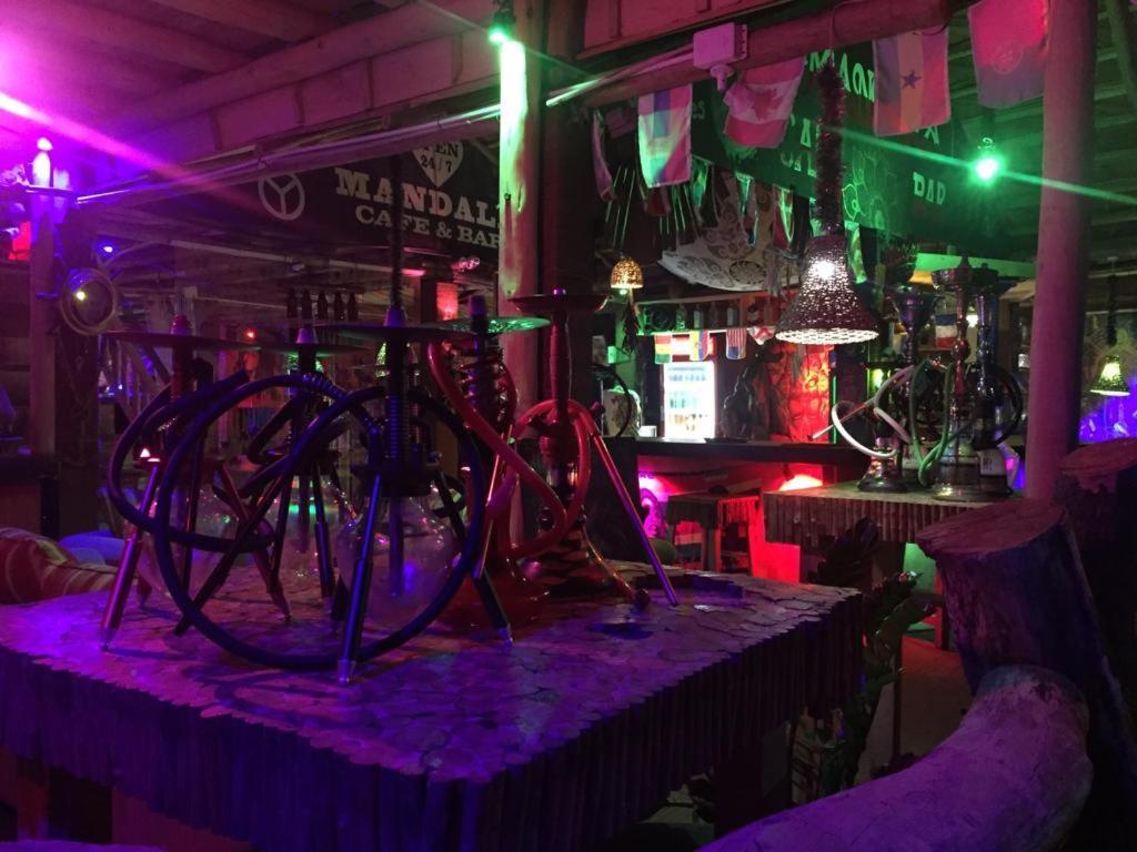 Tiki Bar Hostel エッラ エクステリア 写真