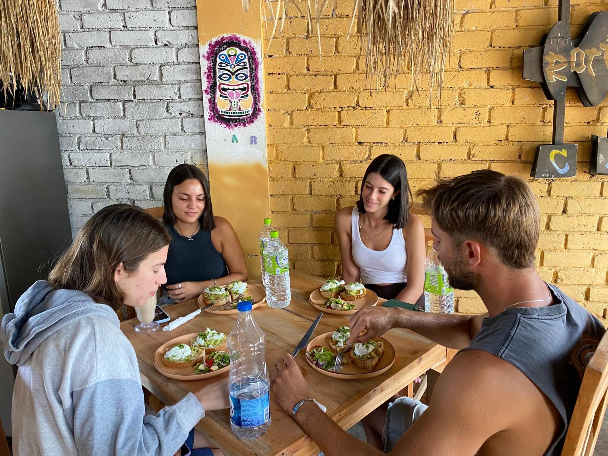 Tiki Bar Hostel エッラ エクステリア 写真