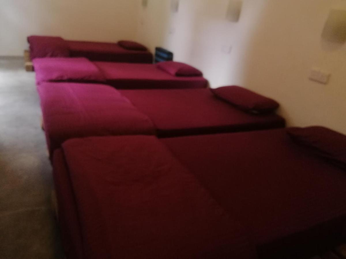 Tiki Bar Hostel エッラ エクステリア 写真