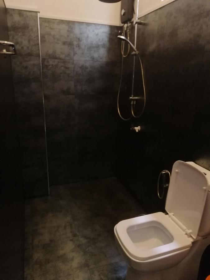 Tiki Bar Hostel エッラ エクステリア 写真